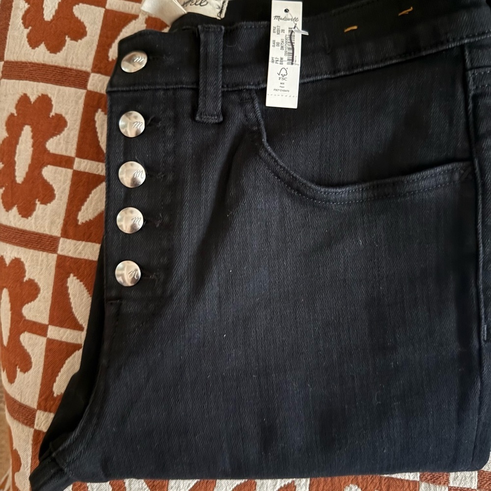Madewell Mid Rise Kick Out Jeans